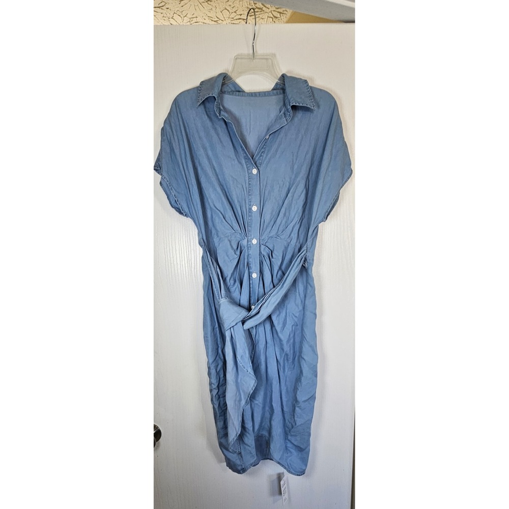 Cupshe beachware. Wear as a tie front dress or coverup.